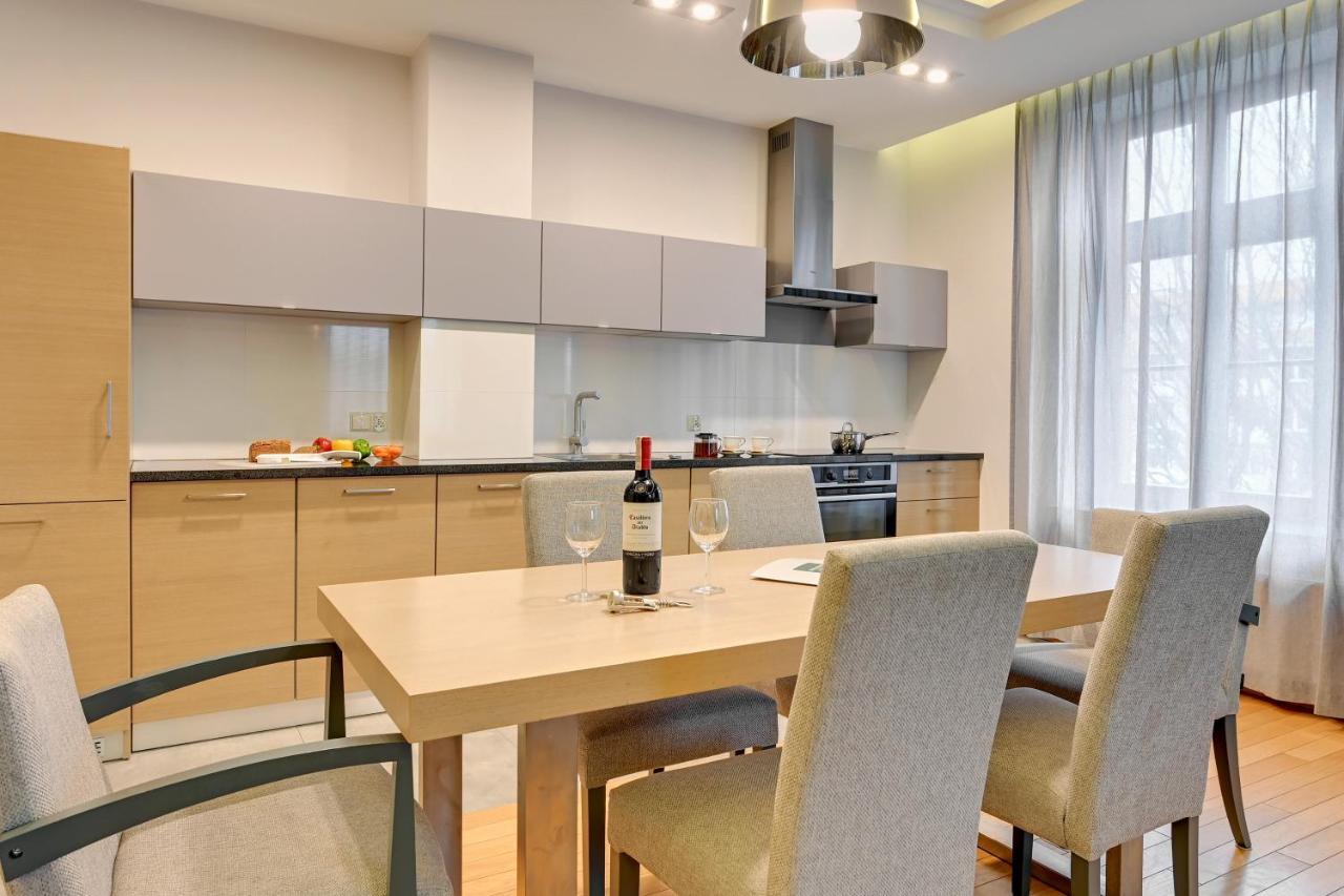 Premium Residence By Welcome Apartment グダニスク エクステリア 写真