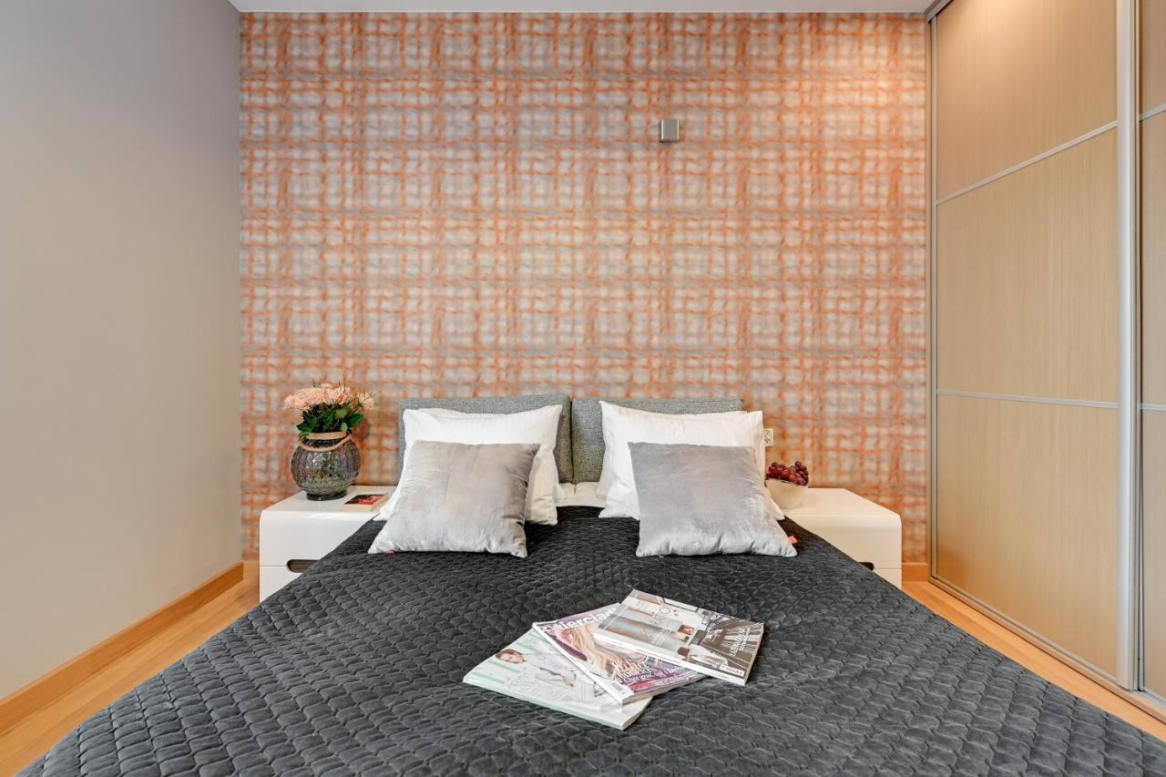 Premium Residence By Welcome Apartment グダニスク エクステリア 写真