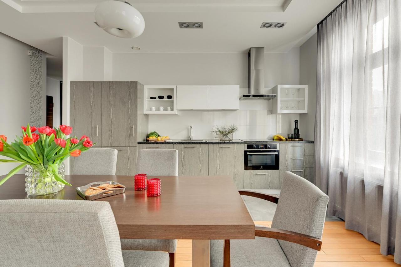 Premium Residence By Welcome Apartment グダニスク エクステリア 写真